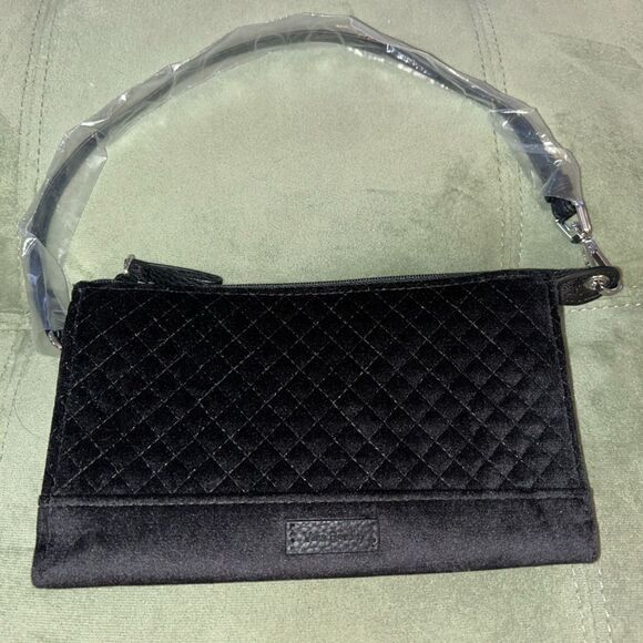 Vera Bradley Handbags - Vera Bradley NWT Iconic RFID Slim Wristlet - beautiful lining!